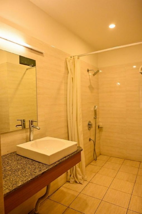 Lemon Park Hotel image 25